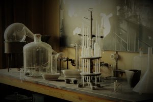 Chemistry_laboratory_-_Arppeanum_-_DSC05242